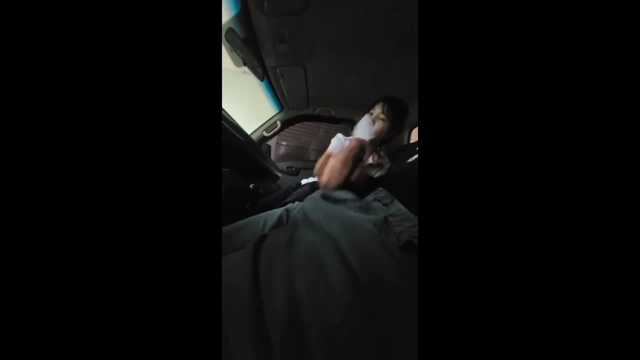 활동복 입은 얼공 차간단녀 썸네일